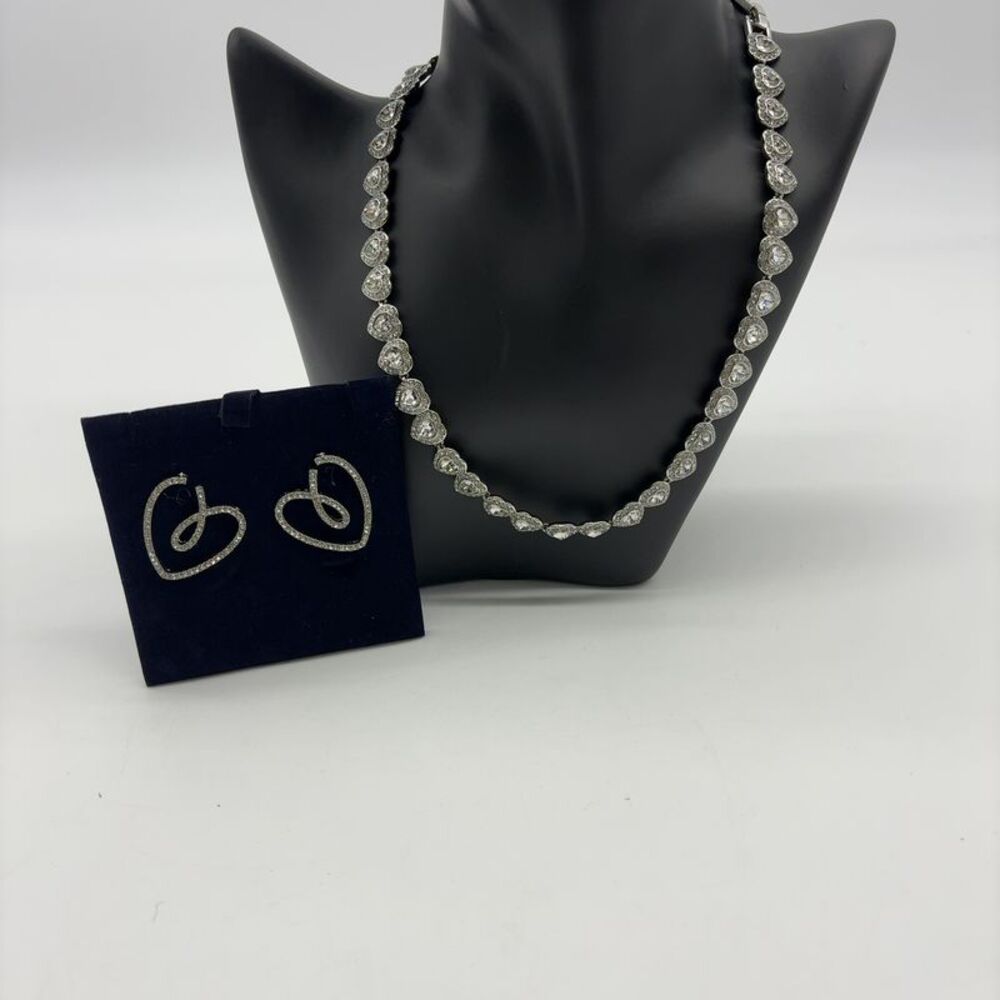 Swarovski Gorgeous Necklace